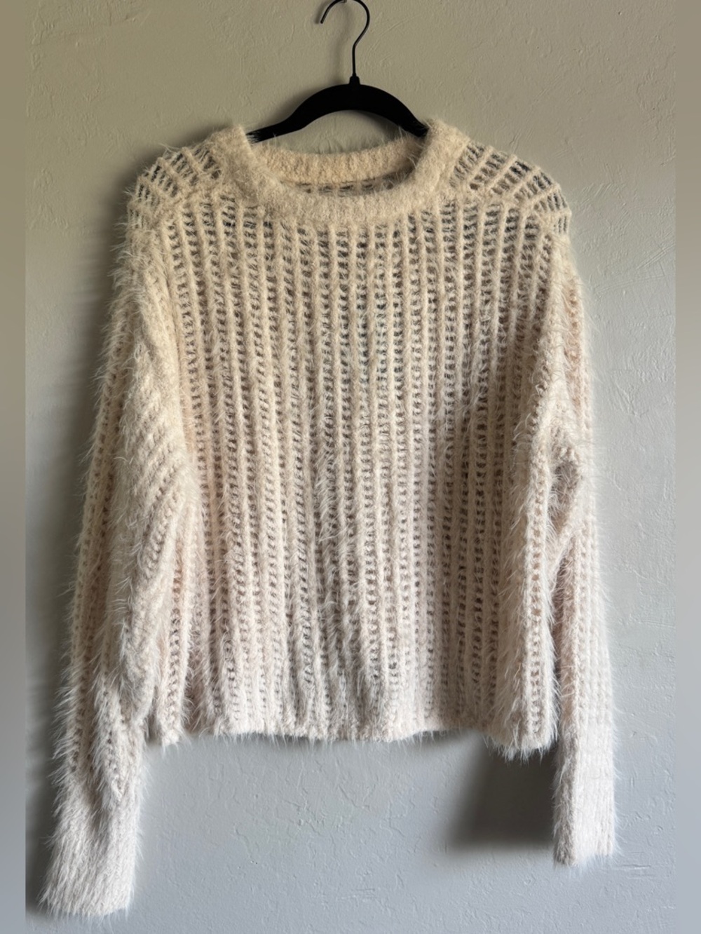 NWT Universal Thread Sweater Size Medium